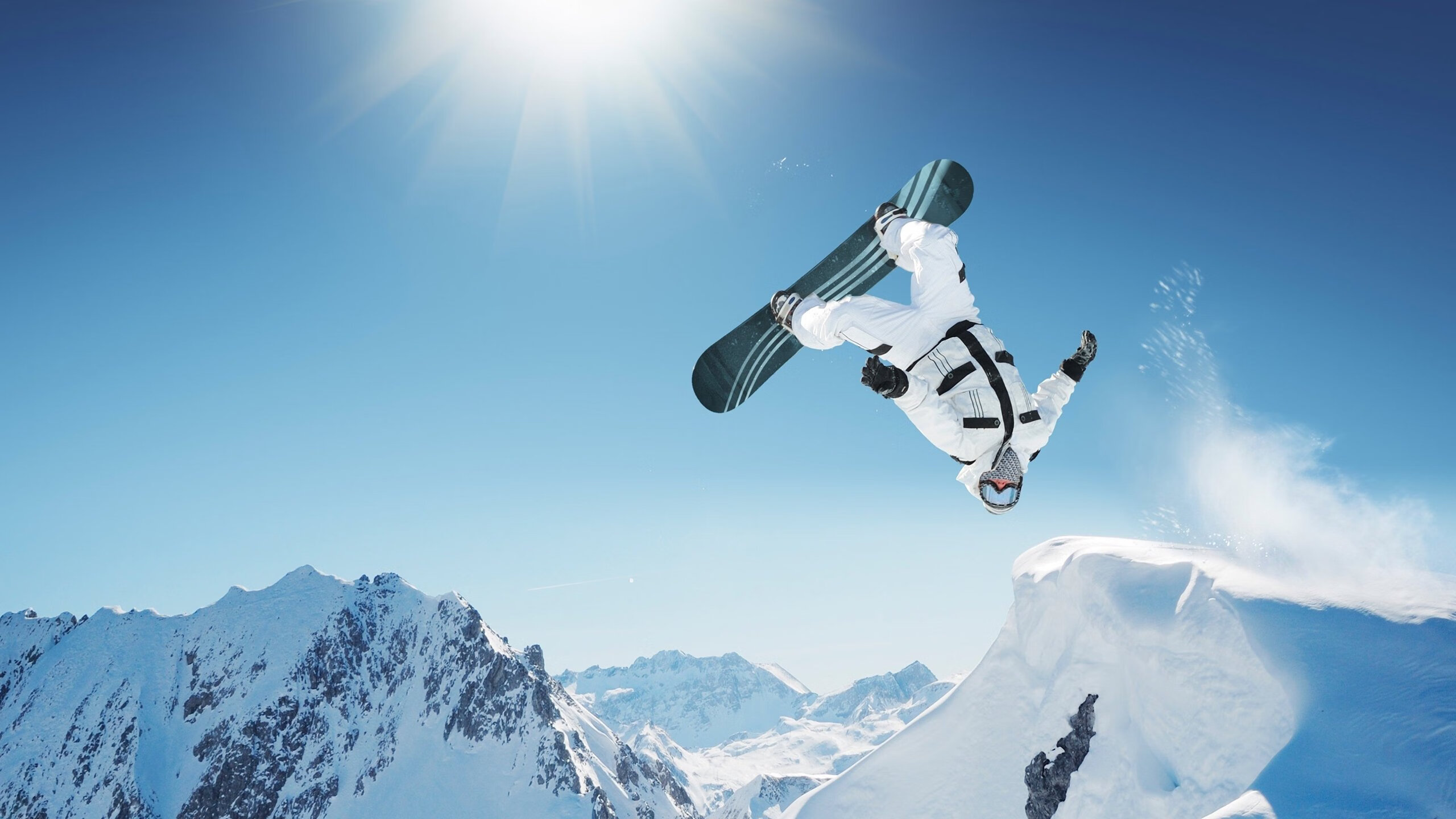 中国登山队在国际赛事中高歌猛进夺金牌,中国登山国家队